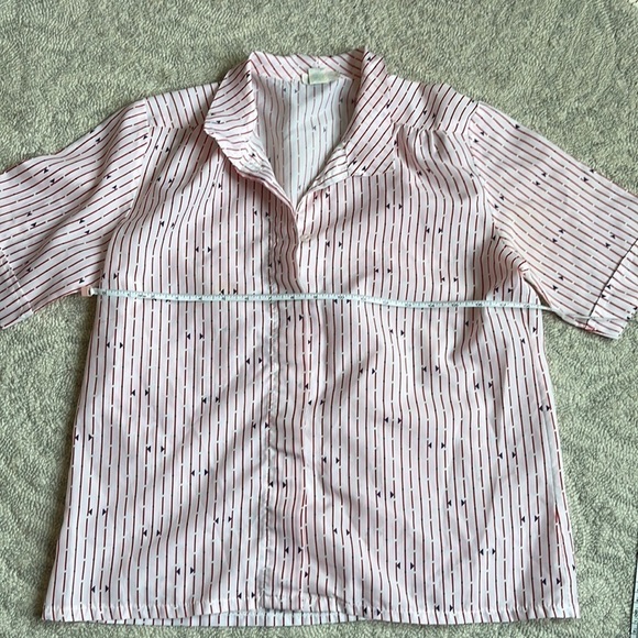 Woman's Vintage White with Red Strips Blouse - Picture 1 of 8